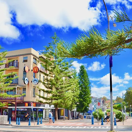Mad Monkey Hostel Coogee Beach-2
