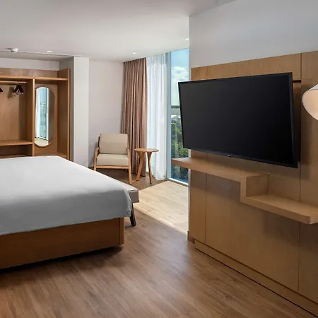 Hilton Garden Inn Cancun Airport-2