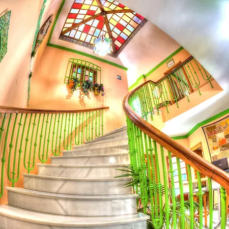 Charming Nerja Hostel-3
