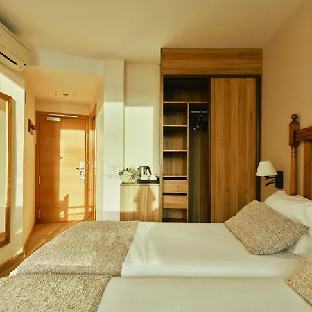 Beneste Villa Flamenca Hotel-2