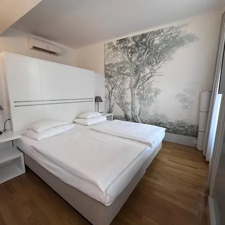 Hotel Caroline-3