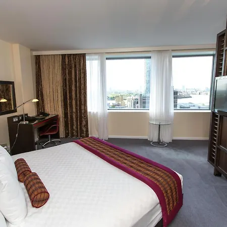 Hilton London Canary Wharf-2