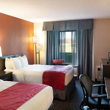 Ramada By Wyndham Trenton-2