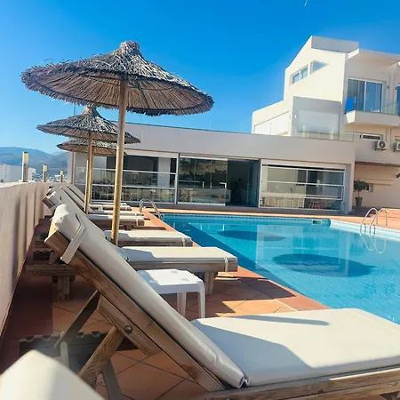 Saradari Beach Hotel - Adults Only-3