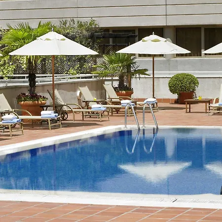 Novotel Madrid Feria And Airport-3