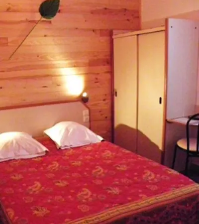 Hotel La Croix De Malte-2