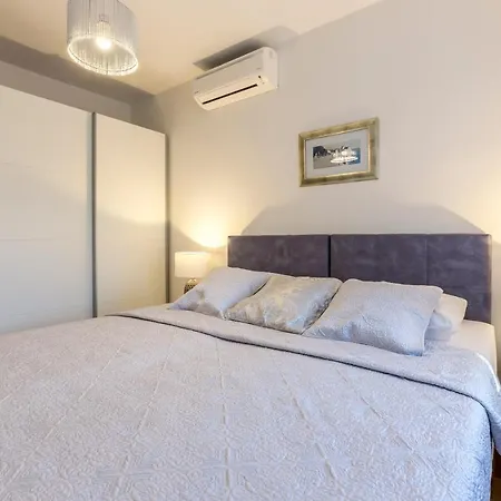Split-Villas Dalmatica For 12-2