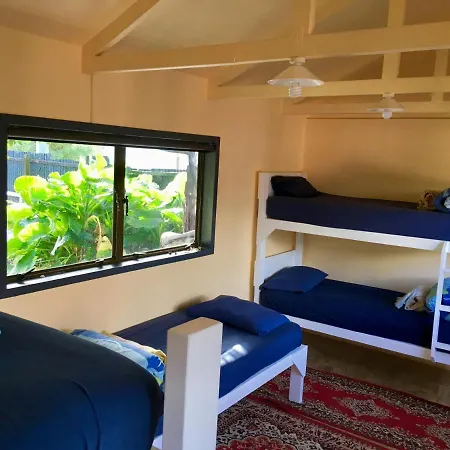 Raglan Backpackers-2
