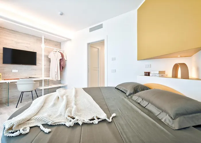 Albamarina Residence