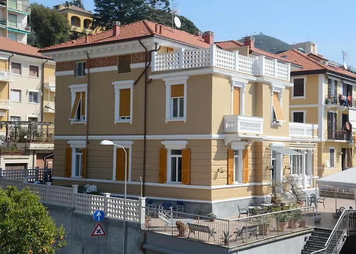 Hotel Ines