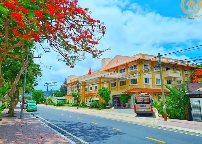 Tan Son Nhat Con Dao Resort