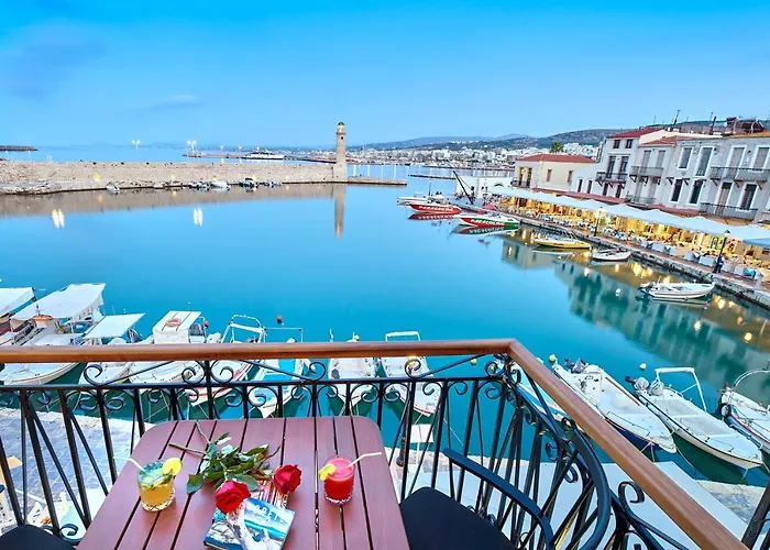 Vista Del Porto Luxury Suites