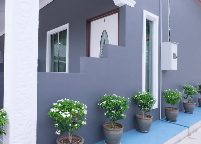 Cenang Rooms With Pool By Virgo Star Resort