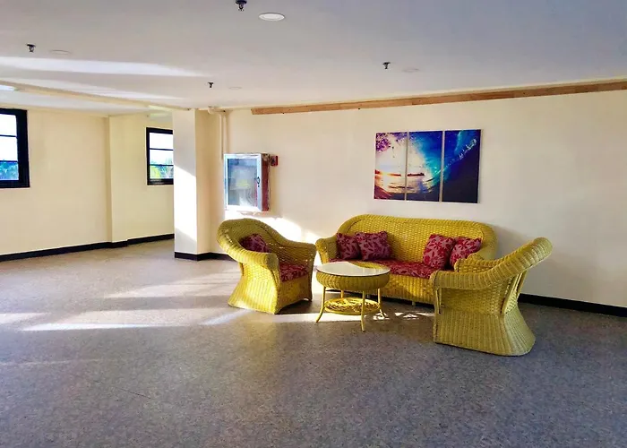 La Primera Grande Beach Resort