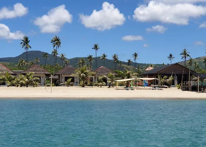 Footprints Beach Resort