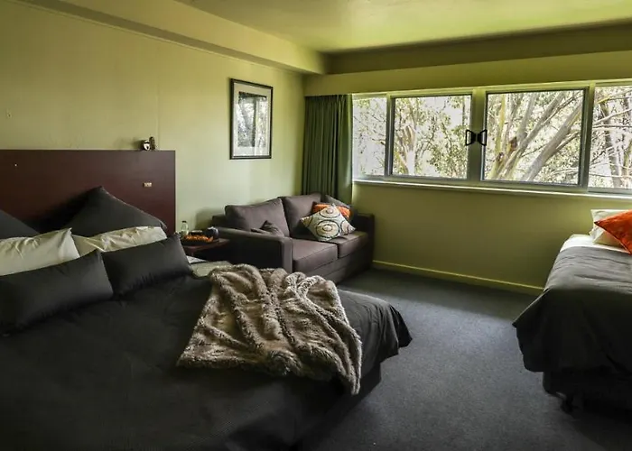 Diana Alpine Lodge