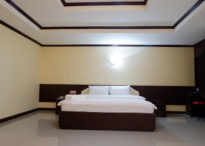 Auychai Grand Hotel