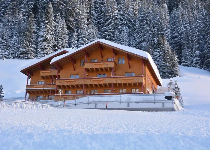 Hotel Garni Alpina