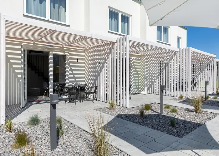 Bianco House Apartments