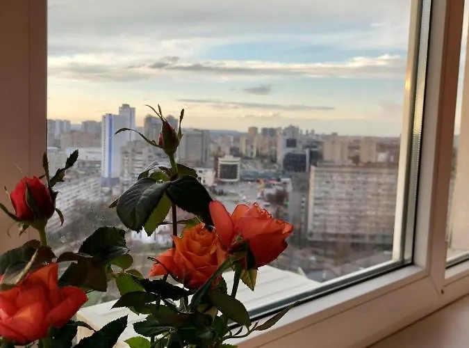 Ліфт,Wi-Fi, Вода Працюють Без Світла! Студія З Неймовірним Краєвидом Біля М Лівобережна