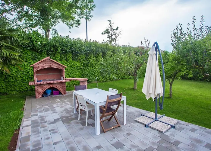 Maj - Ana - Luxury Family Apartments With Pool