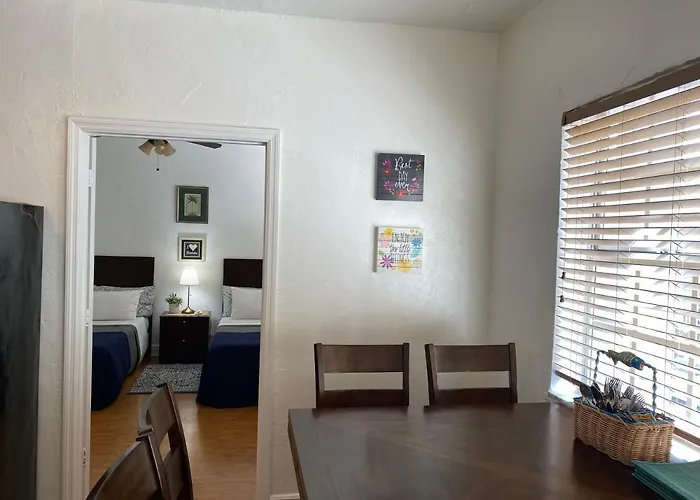 Miami Beach Rooms B&B