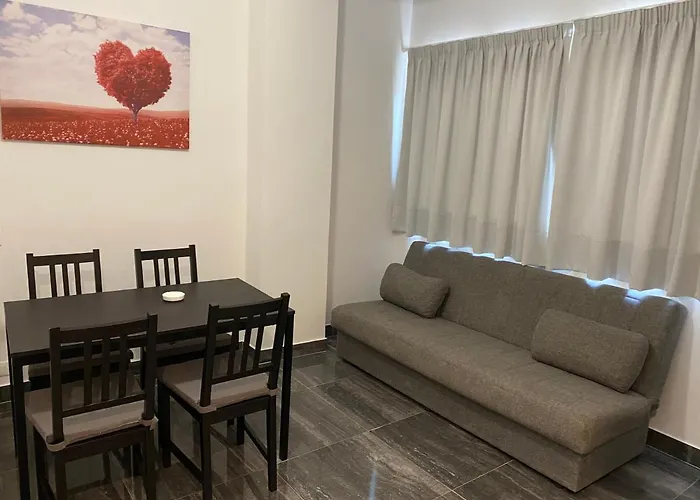 Ig-Tysandros Apartments