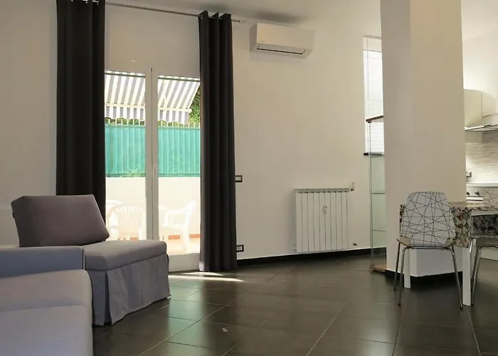 Karina, To The Beach With Terrace And Private Parking
