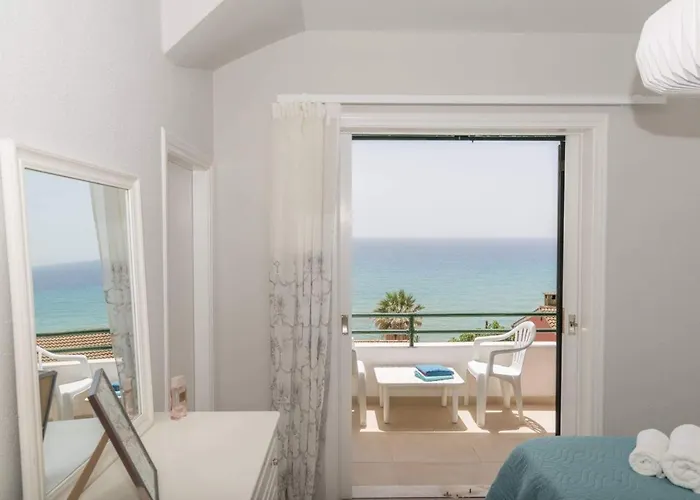 Aria, Maisonette In Glyfada Beach