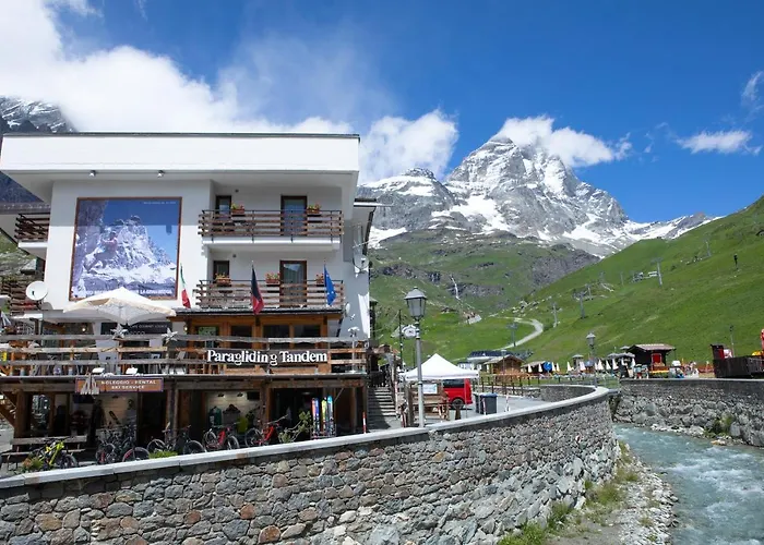 Hotel Meuble' Joli