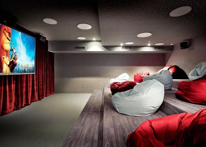 Hotel Berghof Crystal Spa & Sports