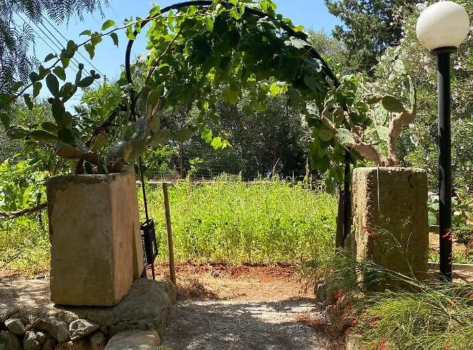 Attico vista mare in villa antica