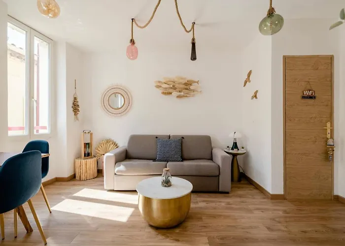 Appartement le Quai du Port Cassis parking clim