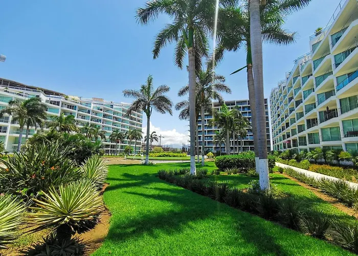 Estudio 310 Nuevo Vallarta, Frente Al Mar, Totalmente Equipado Y Amueblado!