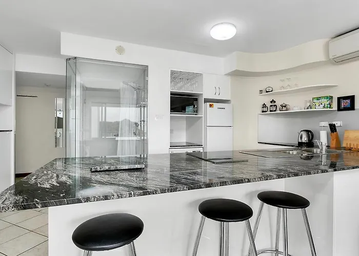 Cairns Esplanade Apartment