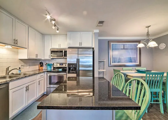 Pool W/ Spa! Beachfront Condo In Port Aransas
