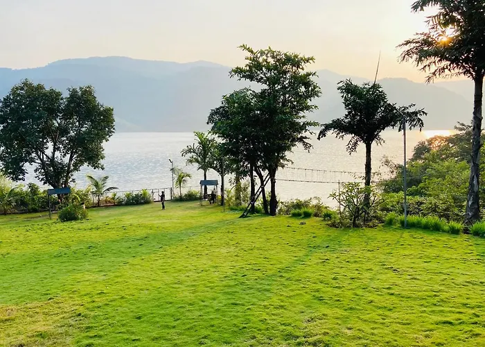 Llakeview Resort Lavasa