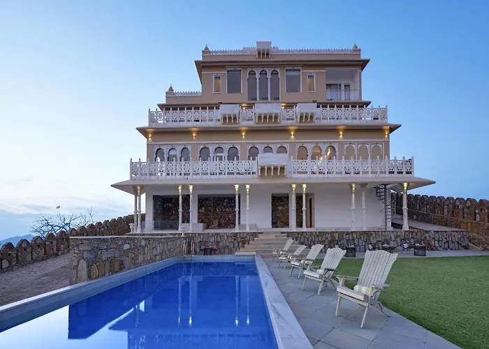 Fateh Safari Suites By Fateh Collection