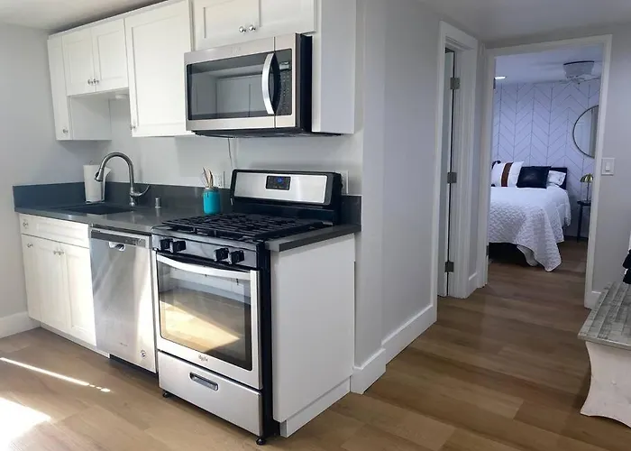 Steps To The Beach, Main Street And Pacific City - 2Br