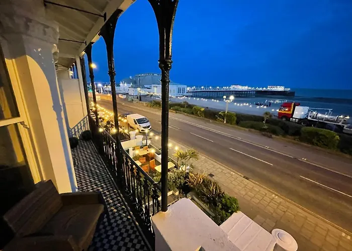 The Regency Studio - Stunning Seaview