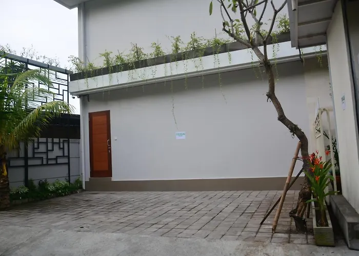 Puri Kesari Guest House