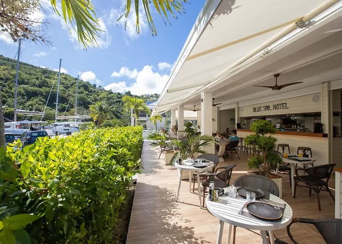 Blue Sail Hotel