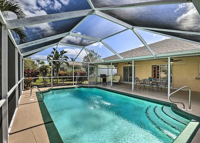 Breezy Cape Coral Oasis, Covered Lanai & Bbq