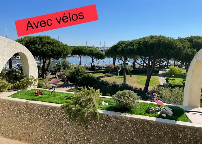 Studio Vue Port, Belle Terrasse, Piscine