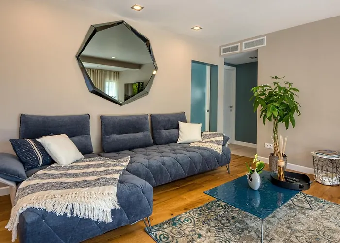 Ground Floor Villa Graziella 200 M From The Beach