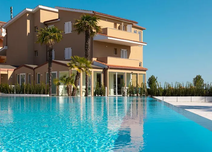 Pietra Bianca Hotel
