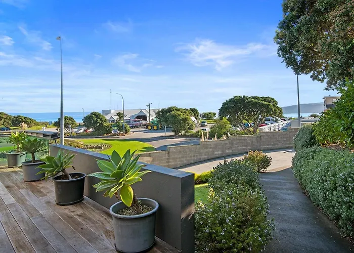 Apartment 4A - By The Beach
