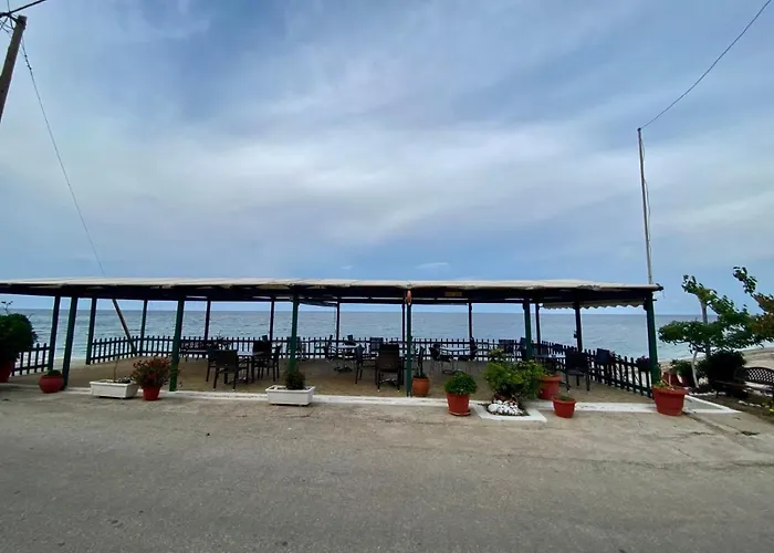 Riviera Hotel