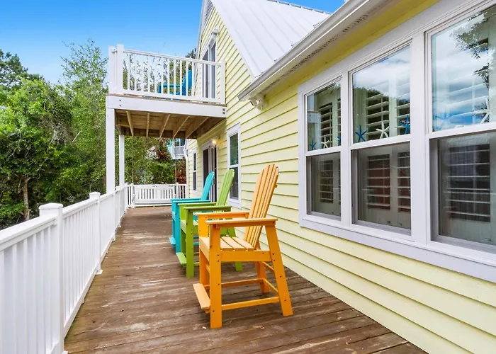 The Emerald Owl House - Peaceful Emerald Isle Beach House W/ Luxurious Heated Pool!