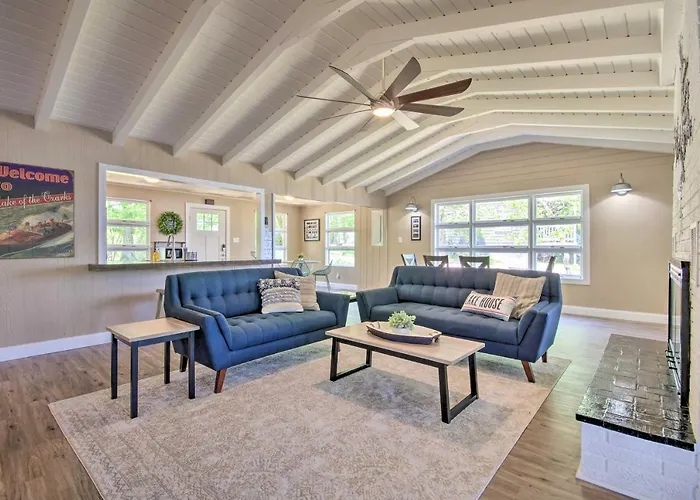 Dock! Waterfront Family Home On Lake Of The Ozarks